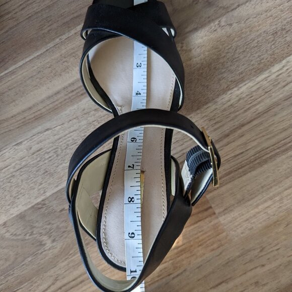 Louise et Cie Black Leather Block Heel Crossover Sandals - Picture 8 of 12